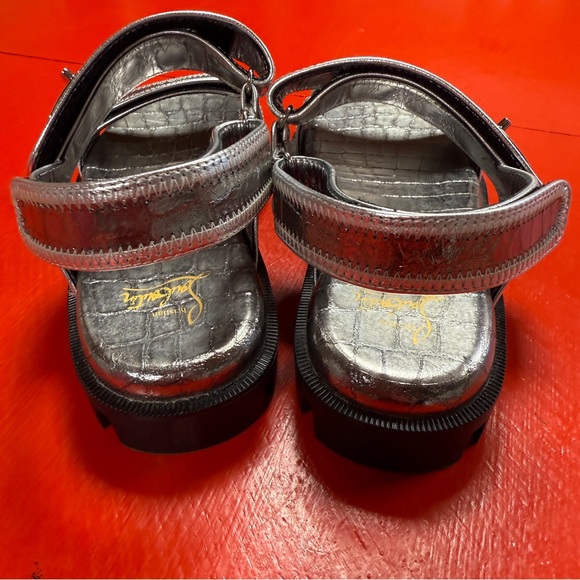 Christian Louboutin Lock Cool Metallic
Gunmetal Croc-Embossed Sporty flat Sandal - Picture 10 of 15